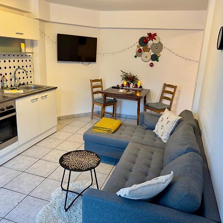 Kleine-Romantische Ferienwohnung Parkplatz Vor Dem Haus! อัลเทอเนา ภายนอก รูปภาพ