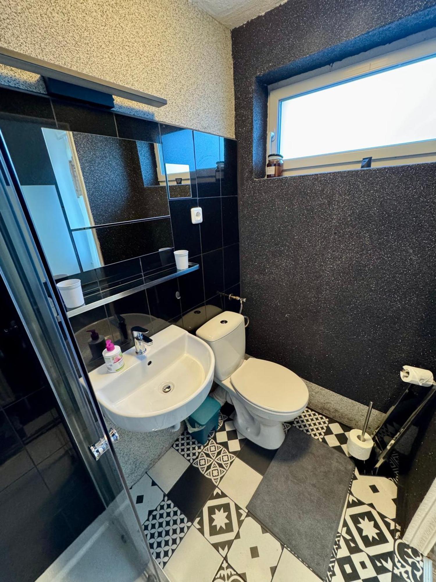 Kleine-Romantische Ferienwohnung Parkplatz Vor Dem Haus! อัลเทอเนา ภายนอก รูปภาพ